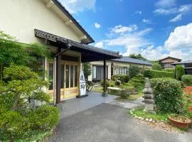 Yufuin Onsen Hasuwa Inn