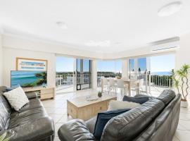 Penthouse - Private Rooftop Spa, apartment in Mudjimba