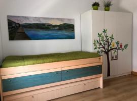 Casa el Sol, hotel in Lumpiaque