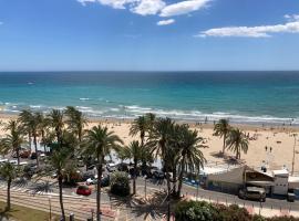 Ático Loft en frente al mar terraza vista espectacular, hotel cerca de Museo de Arte Contemporáneo, Alicante