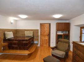 Apartment Perunika, hotell i Cerkno