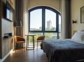 Apartique Hotel