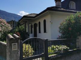 Casa Vacanze - Residenza Elvezia, hotel conveniente a Tirano