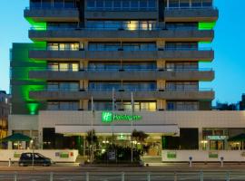 Holiday Inn Brighton Seafront by IHG, beach hotel in Brighton & Hove