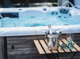 Ô Rethel Jacuzzi, Gîte Ardennes, khách sạn spa ở Rethel