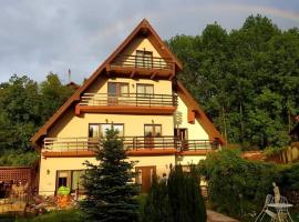 Casa Altfel, butični hotel v mestu Malaia