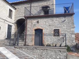 Casetta nel borgo, casa o chalet en Torrebruna