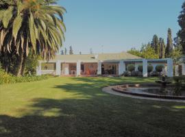 Happy Lands Farmstay, hótel í Addo