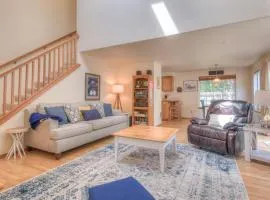 Avas Sunny Delight MCA 682 - Meredith Lodging