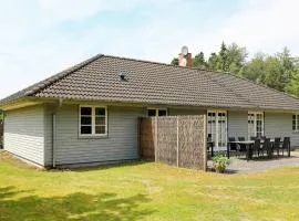 12 person holiday home in Hals-By Traum