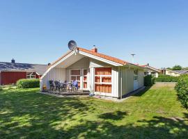 6 person holiday home in GROEMITZ, hotel v mestu Grömitz