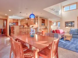 Sandcastle-Pacific City - Meredith Lodging