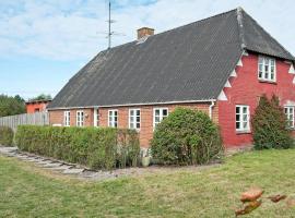 5 person holiday home in R m, cottage in Toftum