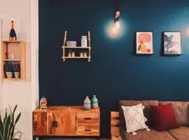 Apartment Charme and Relax with Garden and Swimming Pool