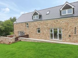 Nuthatch Barn, hotel perto de Llantrisant Castle, Pontyclun