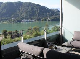 Top 20 Alpe Maritima - Ferienapartment Alps & Lake, hotel near Eagle Show at Castle Landskron, Annenheim