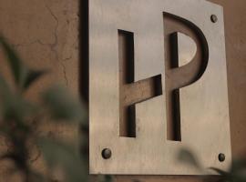 Plaza Hotel Beirut, hotel en Beirut