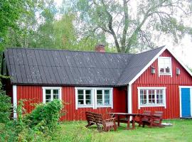 4 person holiday home in KN RED, hótel í Blankered