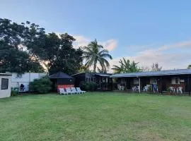 Camping Hostal Tipanie Moana Aeropuerto Centro、ハンガ・ロアのバケーションレンタル