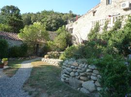 La Petite Grange, hotell i Reynès