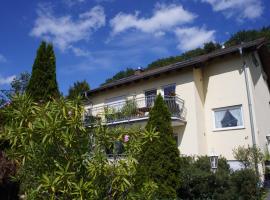 Ferienwohnung Ahrtalblick, cheap hotel in Sinzig