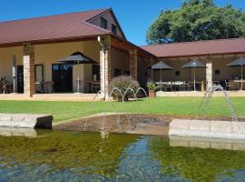 Esther's Country Lodge, hotel in Hekpoort