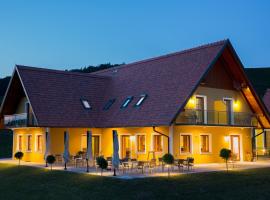 Weingut-Gästezimmer UHL, hotel v mestu Ratsch an der Weinstraße