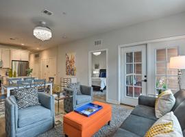 Chic Condo with Balcony in the Heart of Annapolis!，安納波利斯的公寓