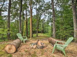 Pet-Friendly Marble Cabin with Deck, Grill, Fire Pit, nyaraló Marble városában