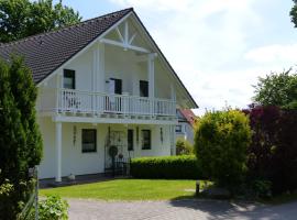 Haus NORDLICHT, hotel familiar a Göhren