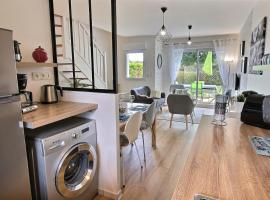 Gite - Le Green - Maison avec Terrasse dans parc avec piscine proche plages et Golf, hotel i Pléneuf-Val-André