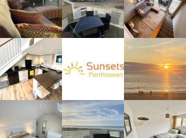 Sunsets In Porthtowan, Cornwall Coastal Holidays, пляжний готель у місті Porthtowan