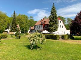 Landhotel Cafe Prälank, hótel í Neustrelitz