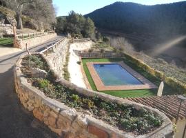 Masía Puigadoll, hotel cerca de Monasterio de Santes Creus, Rodonyà