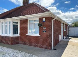 COLERIDGE LODGE, holiday rental in Thornton