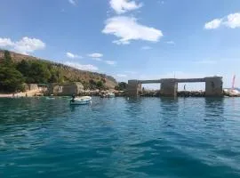 Apartments Gandalj