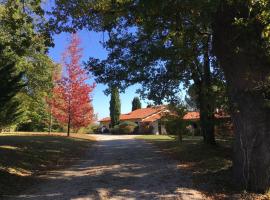 Maison indépendante 42m2. Calme et verdure :), bed and breakfast en Landorthe