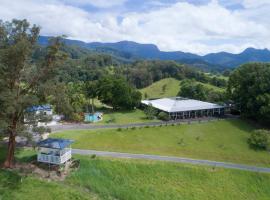 Hillcrest Mountain View Retreat