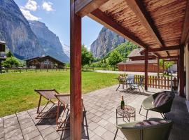 Apartment Trümmelbach, Comfortabl & Cozy, Private Terrace with best views, hotel v destinaci Lauterbrunnen