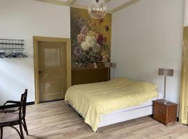 Bed & Breakfast Bloemen Vertellen, cheap hotel in Elst