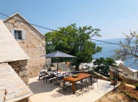 Tom house, hotel near Murvica Beach, Murvica