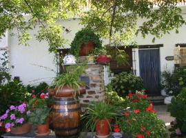 Apartamentos y Casas Rurales Las Terrazas de la Alpujarra, hotell i Bubión