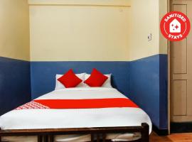 OYO 49362 Continental Keerthi, hotel a Madikeri