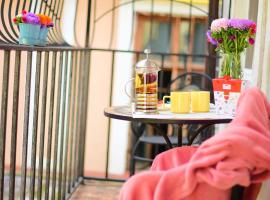 Center of Odessa. Comfortable 2 rooms apartment, hotel golf di Odessa