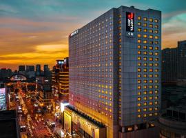 JEN Shenyang by Shangri-La, hotel v destinaci Šen-jang