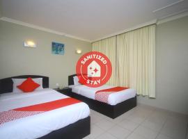 Super OYO 1027 Hotel London, hotell sihtkohas Sandakan