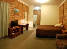 Mud Hut Motel, hotel in zona Aeroporto di Coober Pedy - CPD, 