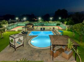 Villa Maxim with Private Pool & Tennis Court