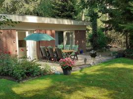 Drentse bungalow in natuur en rust, cottage a Spier