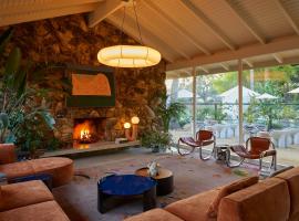 The Capri Hotel, khách sạn golf ở Ojai